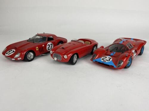 FERRARI: Three 1:18 Ferrari road and racing cars (NB description)