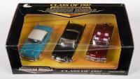 AMERICAN MUSCLE: A box set of 1:43 scale models, comprising of a 1957 Chevrolet, 1957 Mercury, 1957 Chrysler