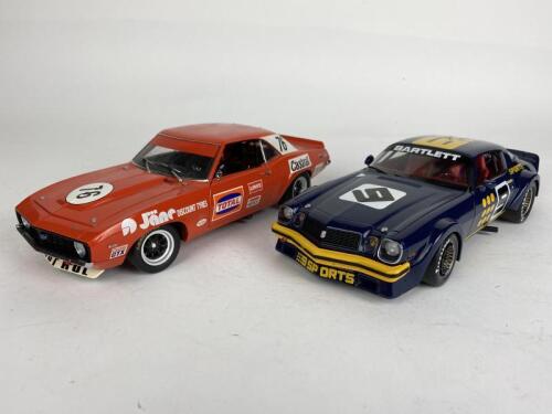 CHEVROLET: Two Chevrolet Camaro racing models by produced Classic Carlectables (NB description)