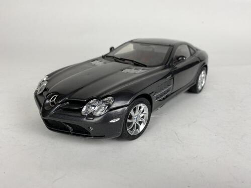 MERCEDES-BENZ: 2003 Mercedes-Benz SLR McLaren produced by CMC (NB description)