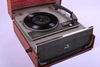 PORTABLE RECORD PLAYER - HMV JAMAICA in good condition, from the mid-1960 [Location: Sydney] - 6