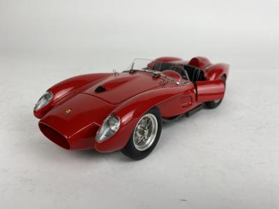 FERRARI: A 1:18 1958 Ferrari Testarossa "Pontoon Fender" produced by CMC (NB description)