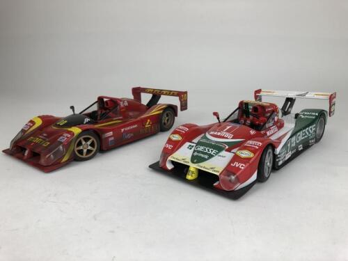 FERRARI: Two 1:18 scale Ferrari 333SP racing cars produced by Hotwheels (NB description)