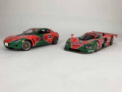 MAZDA: Two 1:18 scale Mazda racing cars produced by AutoArt (NB description)