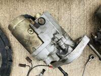 JAGUAR: A job lots of parts related to the 1980s Jaguar V12 engine [Location: Sydney] - 7