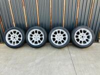 JAGUAR XKR 18-INCH ALLOY WHEELS: A set of four 'Double Five' 18-inch alloy wheels, to suit XK8 and XKR models [Location: Sydney]