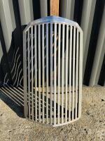 HUMBER: A radiator grille to suit a Snipe [Location: Sydney]