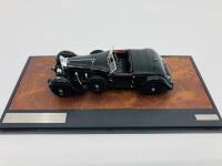 BENTLEY: A fine 1:43 scale model by Matrix of the 8-litre Dottridge Brothers Roadster YX5125, Limited Edition (004 of 408), in original packaging [Location: Sydney] - 5