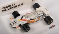 MC LAREN M19:&nbsp;A 1:25 scale Yardley Mc Laren M19&nbsp;- F1 model car, model number FX5, made by Polistil, in original box, made in Italy&nbsp; - 2