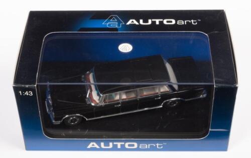 MERCEDES BENZ 600: A 1:43 scale Mercedes Benz typ 600 lwb, finished in black paintwork