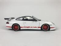 PORSCHE: Pair of 1:18 scale Porsche cars (NB description) - 7