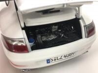 PORSCHE: Pair of 1:18 scale Porsche cars (NB description) - 12