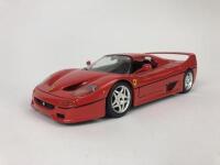 FERRARI: Three 1:18/1:16 scale Ferrari cars (NB description) - 3