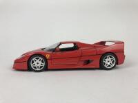 FERRARI: Three 1:18/1:16 scale Ferrari cars (NB description) - 4