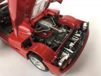 FERRARI: Three 1:18/1:16 scale Ferrari cars (NB description) - 24
