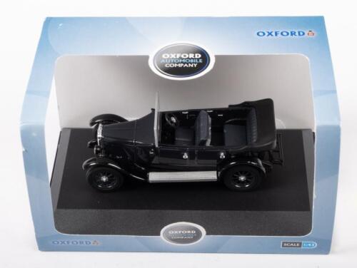 AUSTIN HEAVY TWELVE: A 1:43 scale Austin heavy twelve model, finished in cobalt blue paintwork