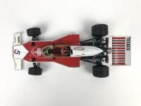 FORD: Three 1:18 scale McLaren Ford Formula 1 racing cars produced by MiniChamps (NB description) - 9