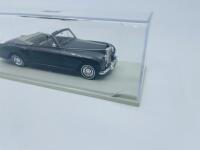 BENTLEY: A fine 1:43 scale model by Spark of the S1 Continental Park Ward Drophead Coup&eacute;, in original packaging [Location: Sydney] - 8