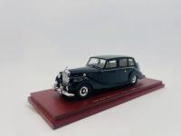 ROLLS-ROYCE: A fine 1:43 scale model by True Scale Miniatures&nbsp;of the Silver Wraith 'Japanese Imperial', in original packaging [Location: Sydney] - 2