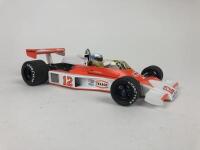 FORD: Three 1:18 scale McLaren Ford Formula 1 racing cars produced by MiniChamps (NB description) - 16