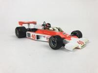 FORD: Three 1:18 scale McLaren Ford Formula 1 racing cars produced by MiniChamps (NB description) - 26