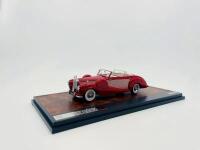 ROLLS-ROYCE: A fine 1:43 scale Collection d'Elegance model by Matrix, Limited Edition (273 of 408) of the 1954&nbsp;Rolls-Royce Silver Wraith Convertible by Freestone & Webb,&nbsp;in original packaging [Location: Sydney] - 2