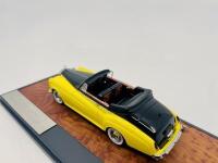 ROLLS-ROYCE: A fine 1:43 scale model by Matrix of the Silver Cloud III Drophead by H.J. Mulliner, Limited Edition (274&nbsp;of 408) in original packaging [Location: Sydney] - 4