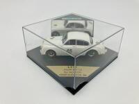 JAGUAR: A 1:43 scale model by Vitesse of the Mark II 3.8 Roy Salvadori's 1960 Silverstone winner,&nbsp;in original packaging [Location: Sydney] - 2