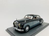 JAGUAR: A 1:43 scale model by Neo of the Mark VIII, in original packaging [Location: Sydney]