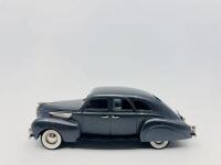 LINCOLN: A 1:43 scale model by Brooklin Models&nbsp;of the 1938 Lincoln Zephyr sedan in grey, complete with original packaging [Location: Sydney]