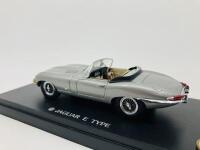 JAGUAR: A 1:43 scale model by Kyosho&nbsp;of the E-type Roadster in Silver, in original packaging [Location: Sydney] - 3