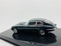 Jaguar: A 1:43 scale model by AutoArt of the E-type Series 2 V12 Coupe in Green, in original packaging [Location: Sydney] - 6