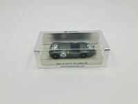 Jaguar: A 1:43 scale model by Spark of the XK120 Roadster in 1951 Le Mans livery, in original packaging [Location: Sydney] - 5