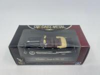 CADILLAC: A 1:43 scale model by Yatming Road Signature&nbsp;of the 1949 Cadillac Coupe Deville&nbsp;(Series 62 convertible)&nbsp;in black, complete with original packaging [Location: Sydney] - 6