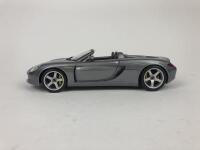 PORSCHE: Pair of 1:18 scale Porsche cars (NB description) - 4