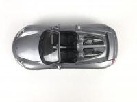 PORSCHE: Pair of 1:18 scale Porsche cars (NB description) - 9