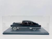 CADILLAC: A 1:43 scale model by Neo Scale Models of the Cadillac Series 62 Sedanet&nbsp;in black, complete with original packaging [Location: Sydney] - 5