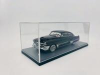 CADILLAC: A 1:43 scale model by Neo Scale Models of the Cadillac Series 62 Sedanet&nbsp;in black, complete with original packaging [Location: Sydney] - 7