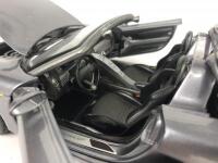 PORSCHE: Pair of 1:18 scale Porsche cars (NB description) - 13