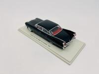 CADILLAC: A 1:43 scale model by Spark of the 1959 Cadillac Sixty Two Sedan Six Windows in black, complete with original packaging. - 4