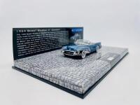 BUICK: A 1:43 scale model by Minichamps of the 1954&nbsp;Buick Wildcat II&nbsp;Concept, limited edition 719/999, complete with original packaging [Location: Sydney] - 2