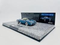 BUICK: A 1:43 scale model by Minichamps of the 1954&nbsp;Buick Wildcat II&nbsp;Concept, limited edition 719/999, complete with original packaging [Location: Sydney] - 3