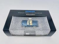 BUICK: A 1:43 scale model by Minichamps of the 1954&nbsp;Buick Wildcat II&nbsp;Concept, limited edition 719/999, complete with original packaging [Location: Sydney] - 7