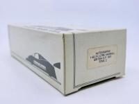 VANWALL: A 1:43 scale model by Autographic of the 1957&nbsp;Vanwall VW5,&nbsp;complete with original packaging [Location: Sydney] - 5