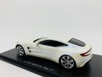 Aston Martin: A 1:43 scale model by Spark of the One-77, in original packaging [Location: Sydney] - 5