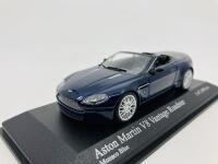 Aston Martin: A 1:43 scale model by Minichamps of the V8 Vantage Roadster, Limited Edition (1,008 pieces), in original packaging [Location: Sydney] - 4