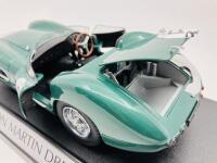 Aston Martin: A 1:18 scale model by Shelby Collectibles Inc. of the DBR/1 in 1959 Le Mans winning livery, in original packaging [Location: Sydney] - 6