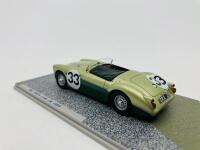M.G.: A 1:43 scale model by Bizarre of the MGA Twin Cam in 1959 Le Mans livery, in original packaging [Location: Sydney] - 5