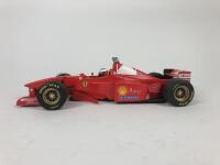 FERRARI: Three 1:18 scale Ferrari Formula 1 racing cars produced by Paul&rsquo;s Model Art (NB description) - 4