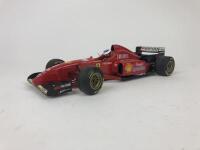 FERRARI: Three 1:18 scale Ferrari Formula 1 racing cars produced by Paul&rsquo;s Model Art (NB description) - 10
